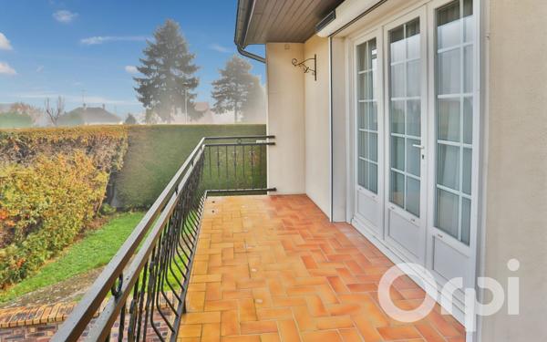 Maison à vendre    5 pièces • 81,77 m2 Chaumont-en-Vexin