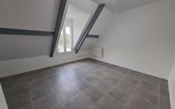 Maison à vendre    5 pièces •  Cuise-la-Motte