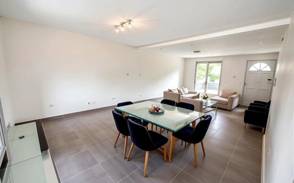 Maison à vendre    5 pièces •  Cuise-la-Motte