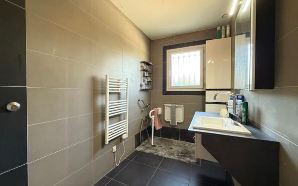 Maison à vendre    4 pièces •  Royan