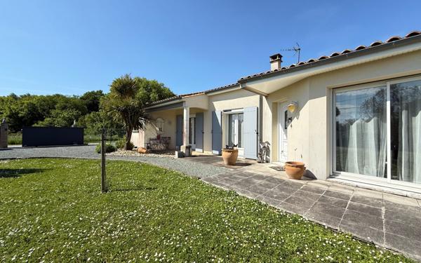 Maison à vendre    4 pièces •  Royan