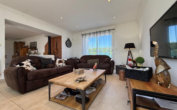 Maison à vendre    4 pièces •  Royan