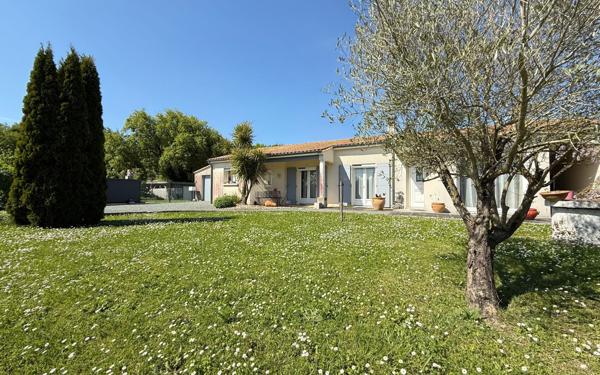 Maison à vendre    4 pièces •  Royan