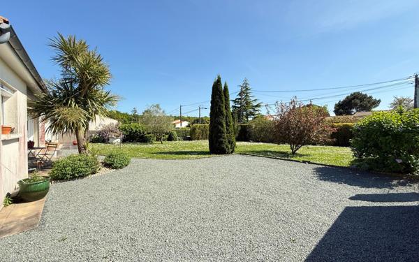Maison à vendre    4 pièces •  Royan
