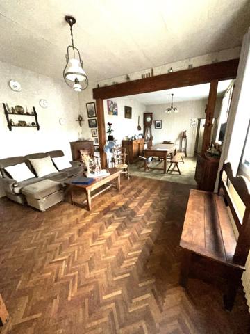 Grande longère, garage, jardin.