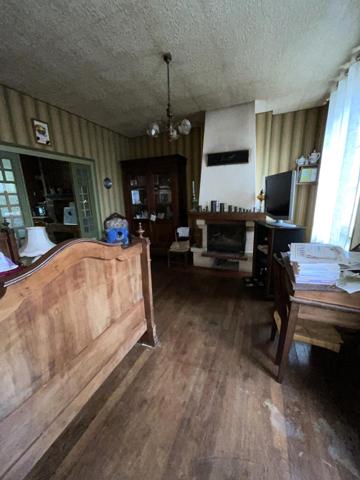 Grande longère, garage, jardin.