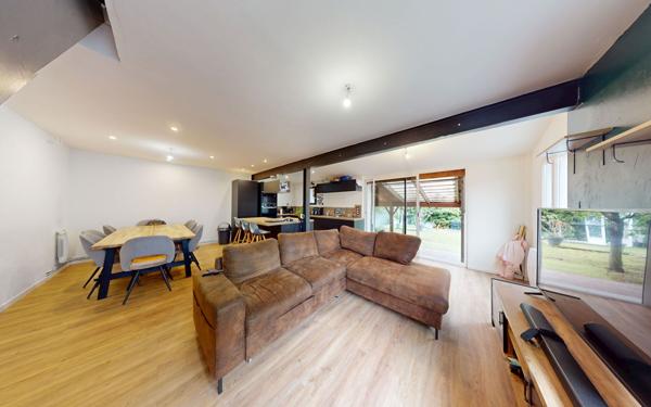 Maison à vendre    5 pièces •  Villenave-d'Ornon