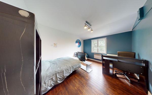 Maison à vendre    5 pièces •  Villenave-d'Ornon