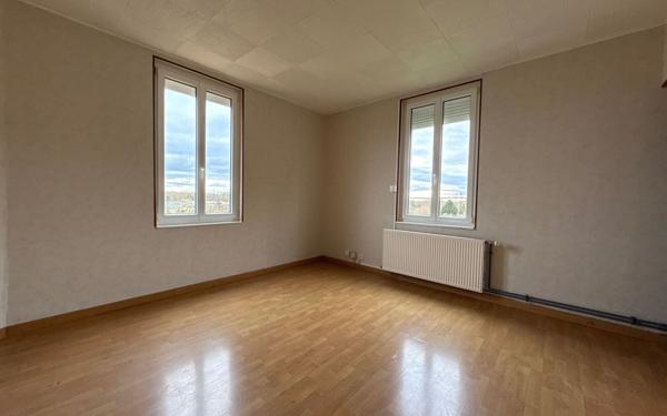 Maison à vendre    3 pièces •  Dole