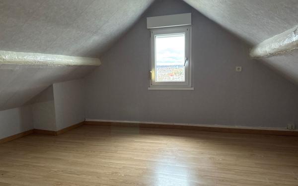 Maison à vendre    3 pièces •  Dole