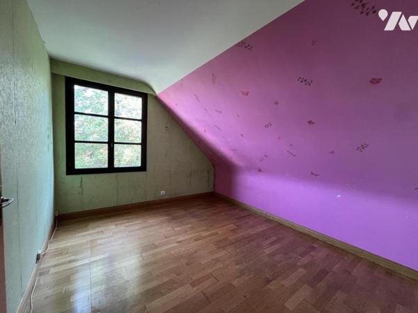 Pavillon sur sous-sol entérré