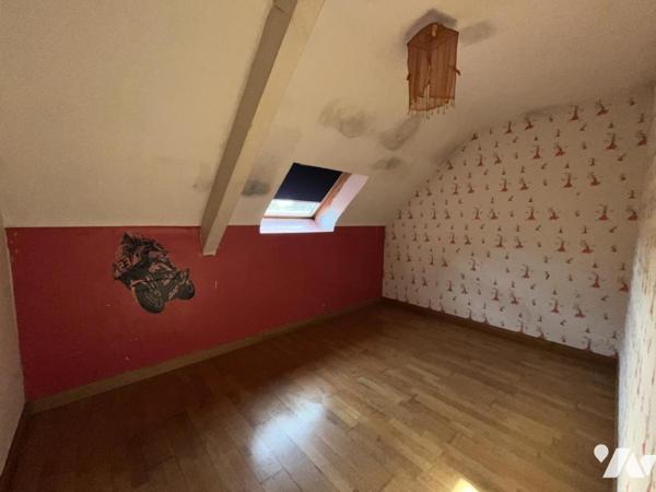 Pavillon sur sous-sol entérré