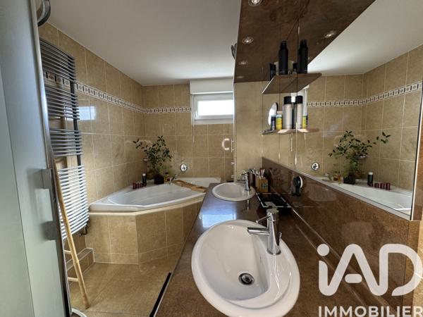 Appartement à vendre 4 pièces 85 m² Brumath