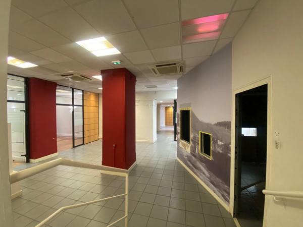 à vendre Local/bureaux 282 m² – Centre-ville d’Alès