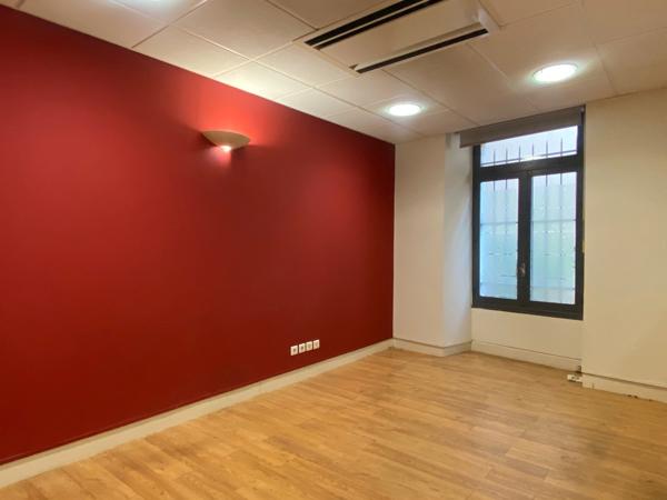 à vendre Local/bureaux 282 m² – Centre-ville d’Alès