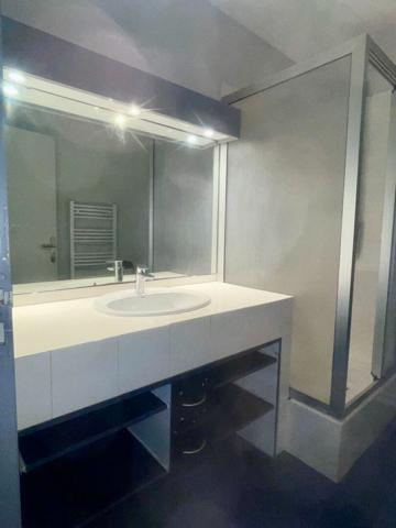 Appartement Pau 2 pièce(s) 34.77 m2 et Garages