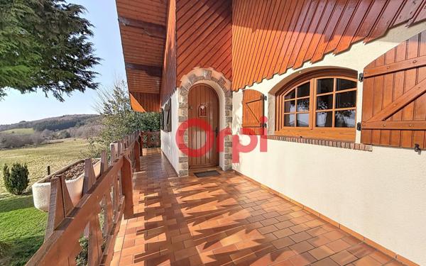 Maison à vendre    4 pièces •  Lavoine