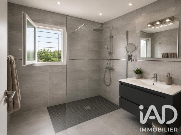 Maison à vendre 6 pièces 152,86 m² Puget-sur-Argens