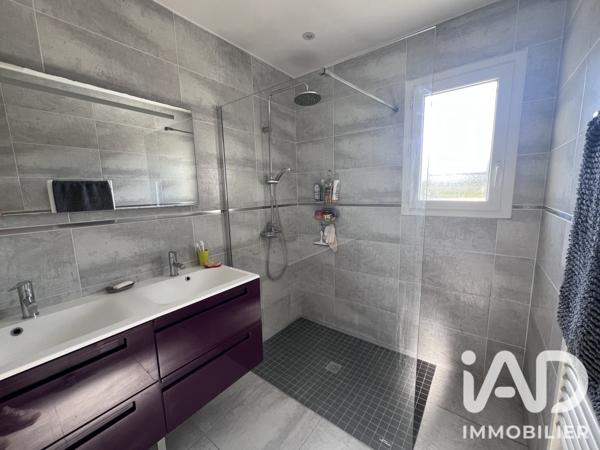 Maison à vendre 6 pièces 152,86 m² Puget-sur-Argens