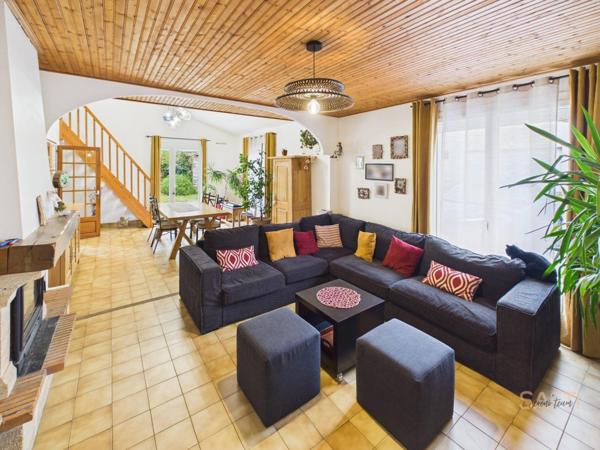 Maison en pierre au calme de 4 chambres
