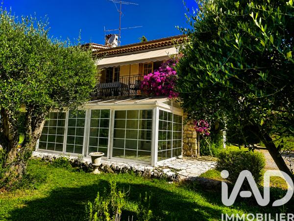 Maison à vendre 6 pièces 192 m² Pégomas
