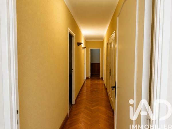 Maison à vendre 6 pièces 192 m² Pégomas