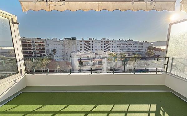 Appartement à vendre    2 pièces • 45,40 m2 Juan-les-Pins - Antibes
