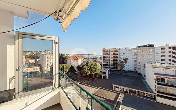 Appartement à vendre    2 pièces • 45,40 m2 Juan-les-Pins - Antibes
