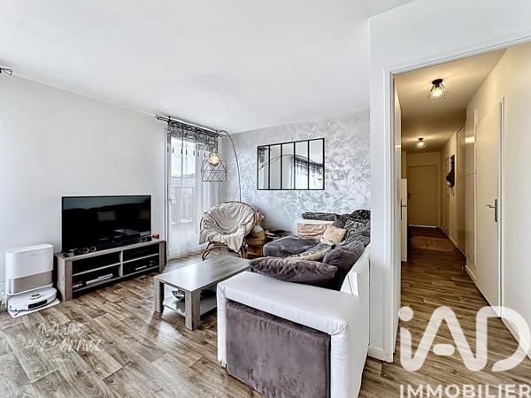 Appartement à vendre 3 pièces 71 m² Vert-Saint-Denis