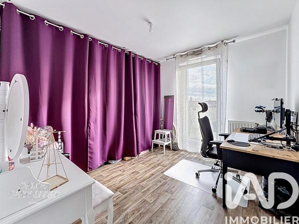 Appartement à vendre 3 pièces 71 m² Vert-Saint-Denis
