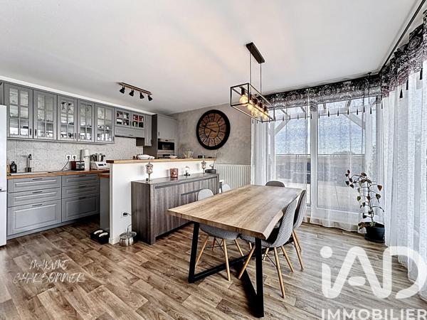 Appartement à vendre 3 pièces 71 m² Vert-Saint-Denis