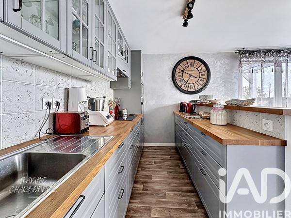 Appartement à vendre 3 pièces 71 m² Vert-Saint-Denis