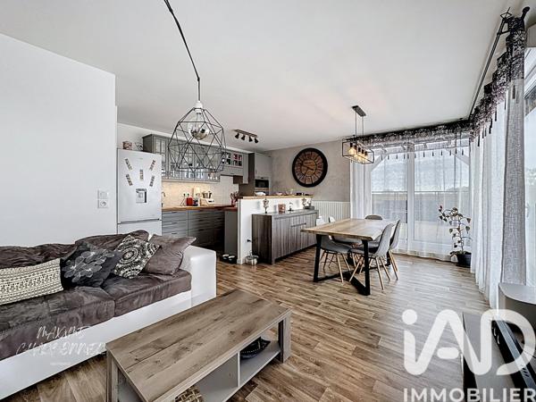 Appartement à vendre 3 pièces 71 m² Vert-Saint-Denis