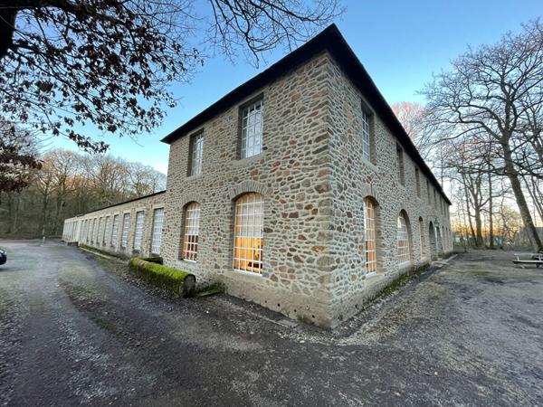 A VENDRE - PROCHE MAYENNE , Saint georges buttavent A VENDRE - PROCHE MAYENNE , Saint georges buttavent