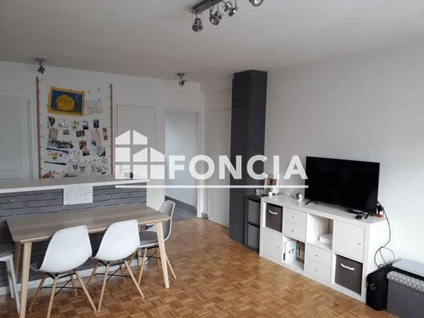 Location Appartement 2 pièces 46.87 m² - 15 RUE DE BRETAGNE Plaisir 78370