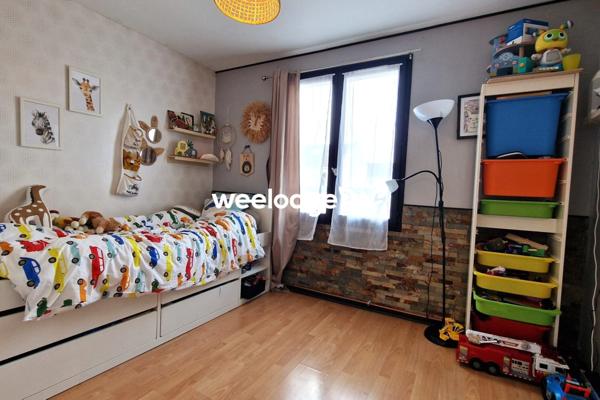 Maison à vendre 5 pièces de 93 m² à Plaisir