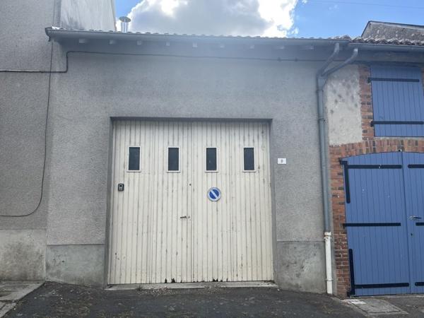 Grange à vendre |  Le Dorat |  1 pièce | 48 m²