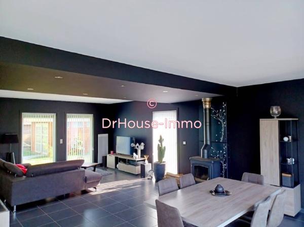 Maison à louer 7 pièces de 146 m²