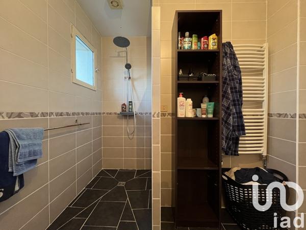 Maison à vendre 6 pièces 162 m² Saint-Hilaire-des-Loges