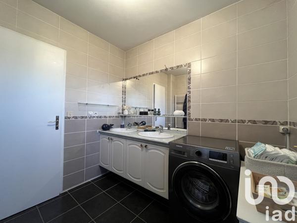 Maison à vendre 6 pièces 162 m² Saint-Hilaire-des-Loges