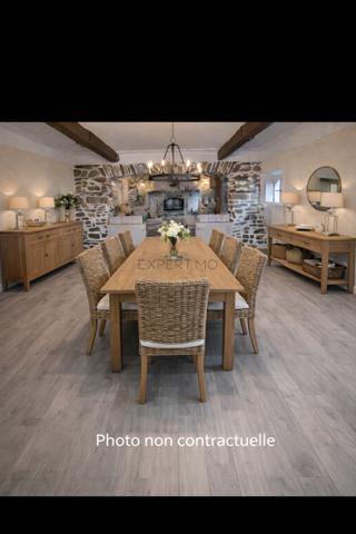 Solliès-Ville (83210) Maison de caractère de 184 m² avec vue panoramique sur les Trois Solliès