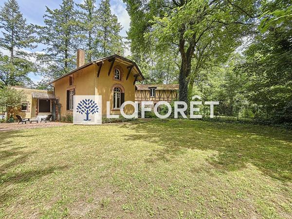 Achat maison près de BRESSUIRE - 11 pièce(s) - 252 m² - 254 790 €