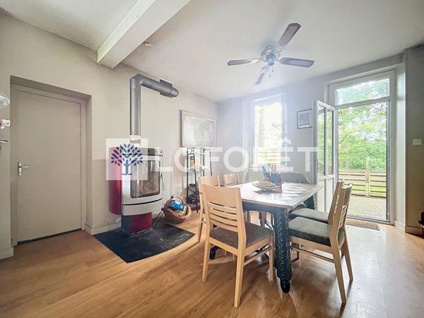 Achat maison près de BRESSUIRE - 11 pièce(s) - 252 m² - 254 790 €