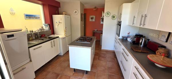 Maison de 175 m2 à Sauzet - Terrain de 4487 m²