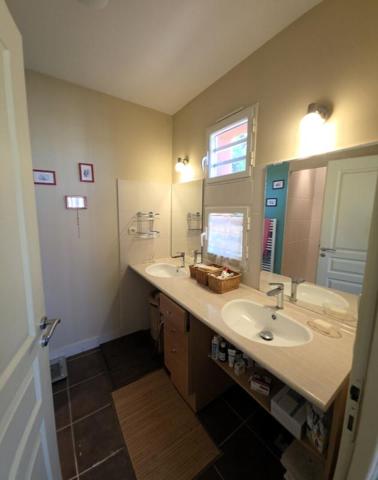 Maison de 175 m2 à Sauzet - Terrain de 4487 m²