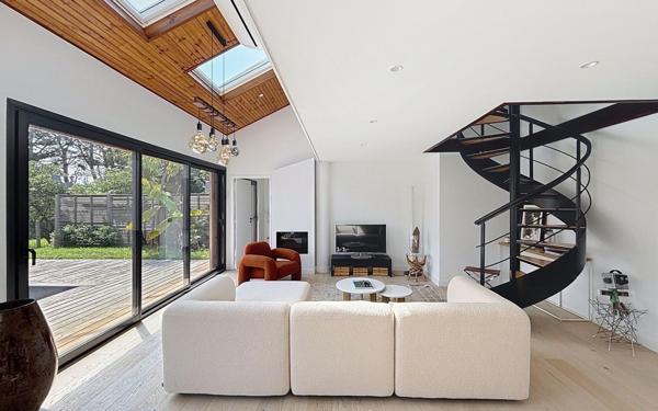 Maison à vendre    5 pièces • 140 m2 Anglet