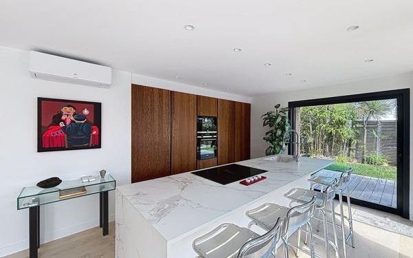 Maison à vendre    5 pièces • 140 m2 Anglet