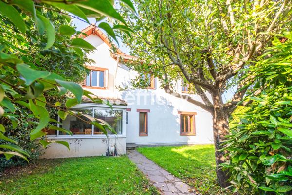 Maison 9 pièces - 189 m² Exclusivité efficity