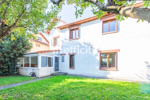 Maison 9 pièces - 189 m² Exclusivité efficity