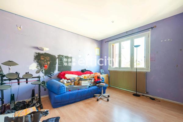 Maison 9 pièces - 189 m² Exclusivité efficity